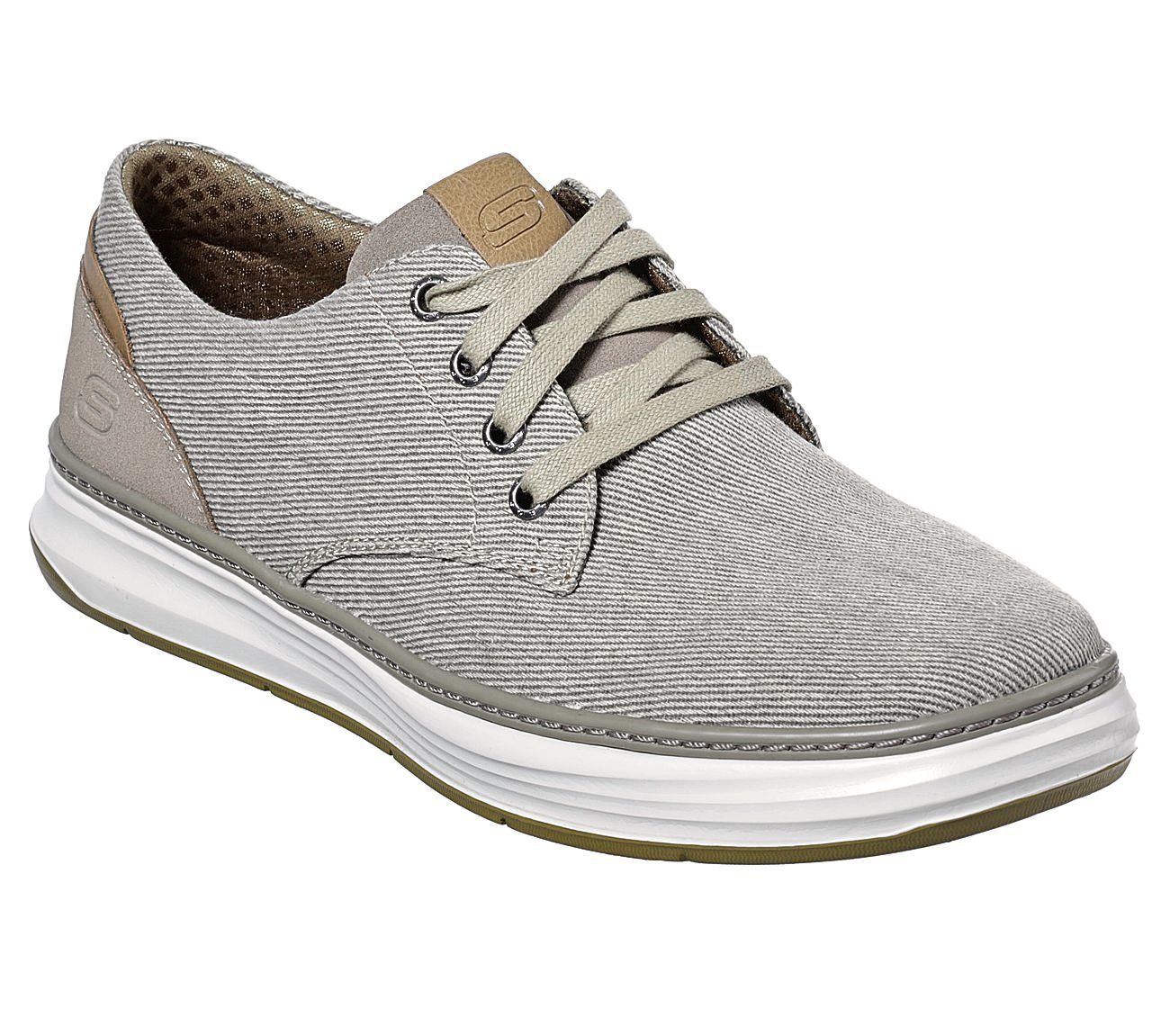10 Best Business Casual Sneakers [Feb 2022]