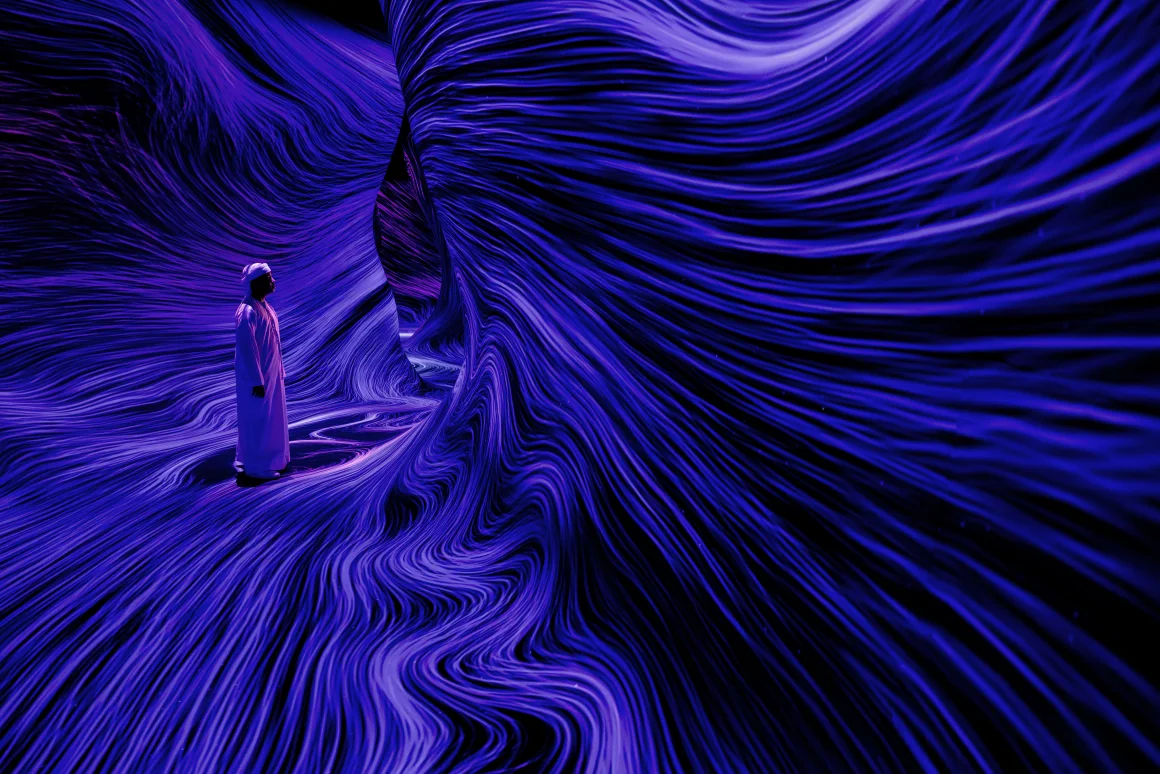 menghidupkan-imajinasi-inovasi-seni-digital-teamlab-di-abu-dhabi