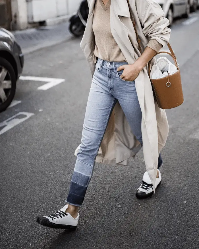 9 Fresh Ways to Wear Skinny Jeans and Sneakers This Winter