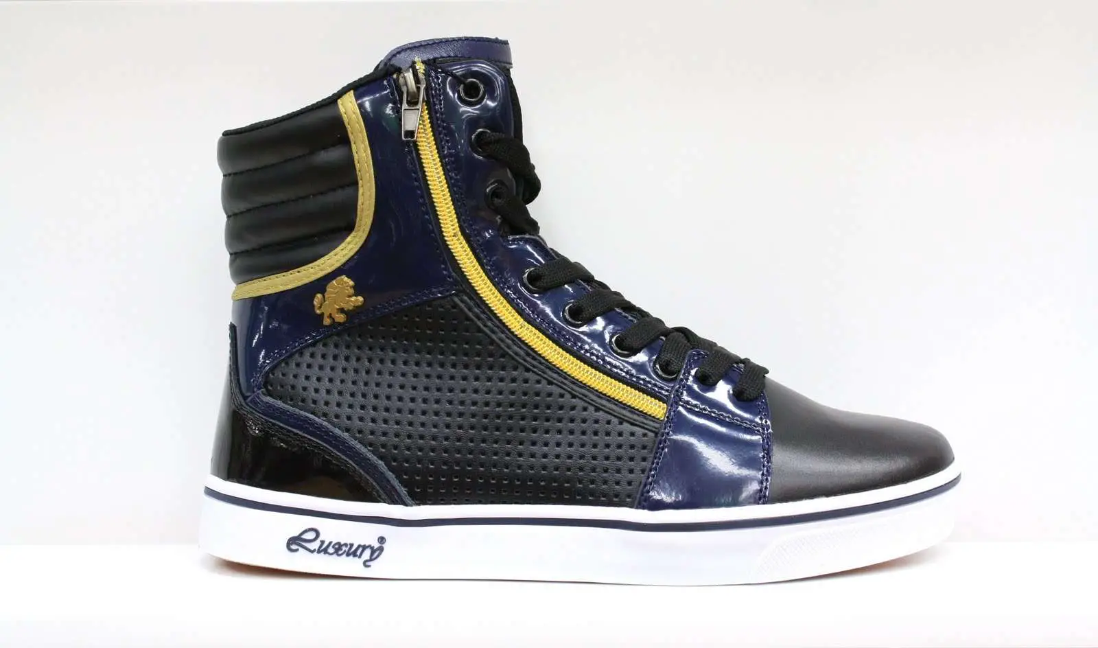 Dr. Jays Stores: New Vlado Sneakers Available In DrJays Stores
