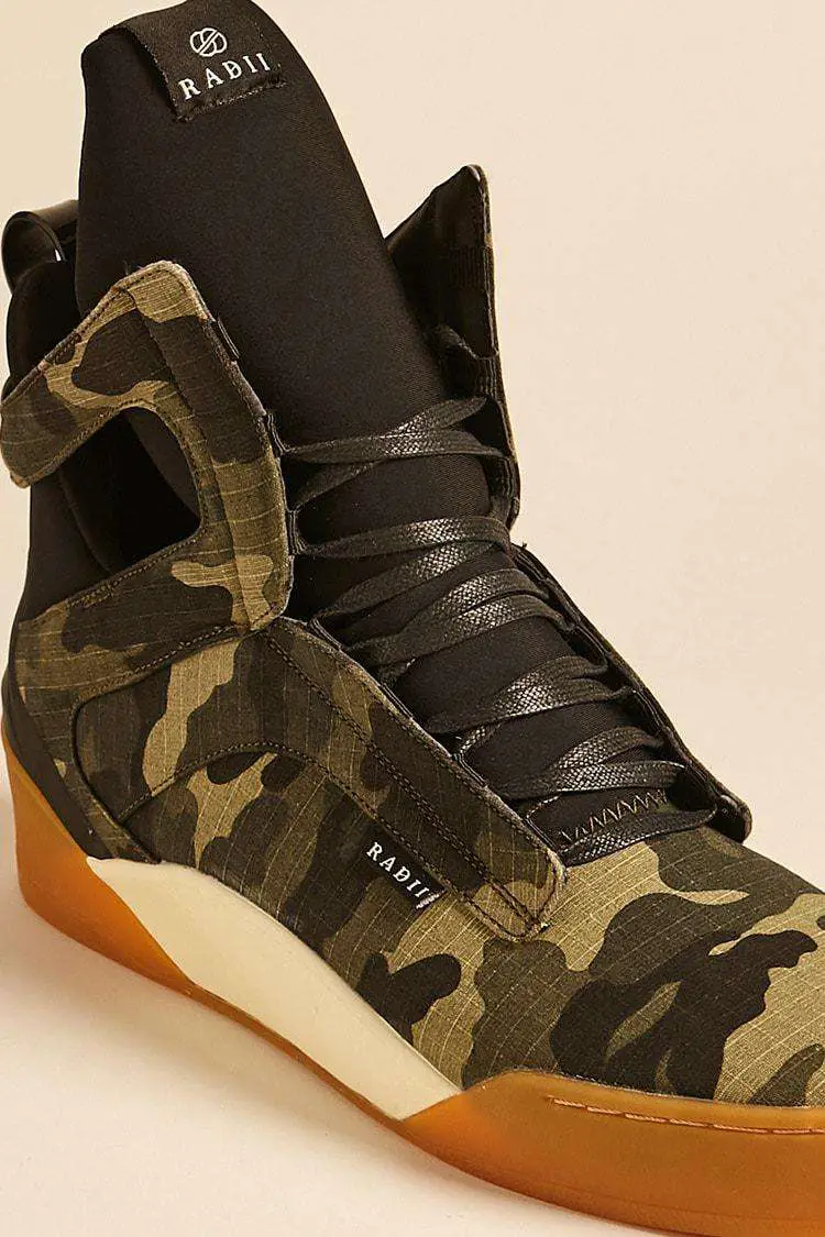 Forever 21 Synthetic Radii Camo High