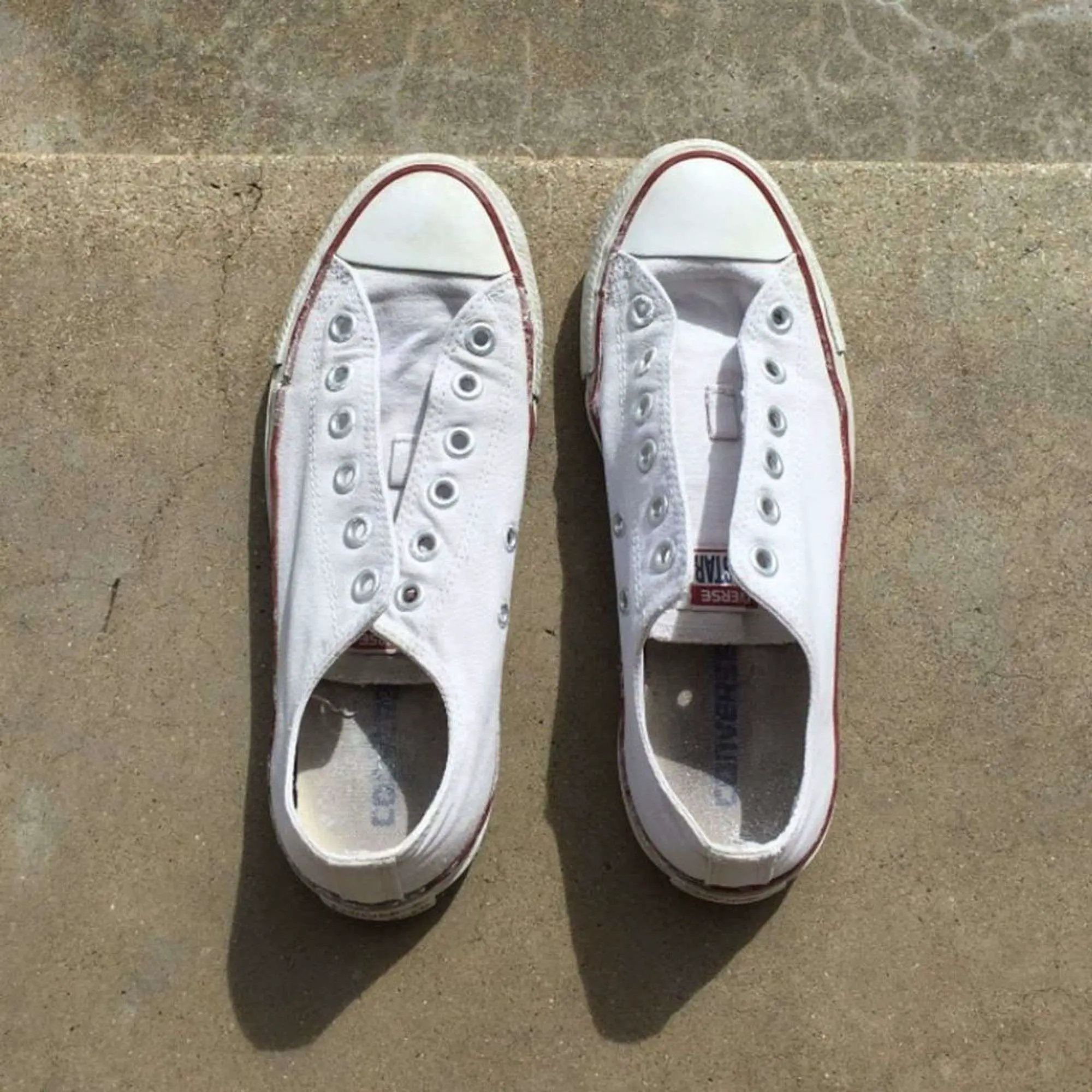 This Viral Tweet Shows Exactly How to Make White Shoes ...